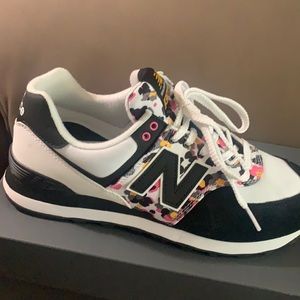 New balance: WL574WP2